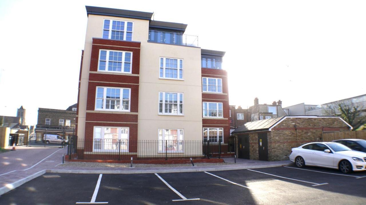 The Penthouse Margate, Balconies, Sea View, Gated Parking, Air Con! Apartment Bagian luar foto