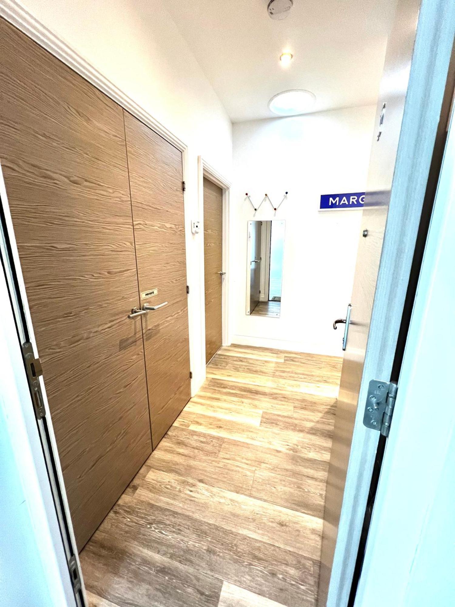 The Penthouse Margate, Balconies, Sea View, Gated Parking, Air Con! Apartment Bagian luar foto