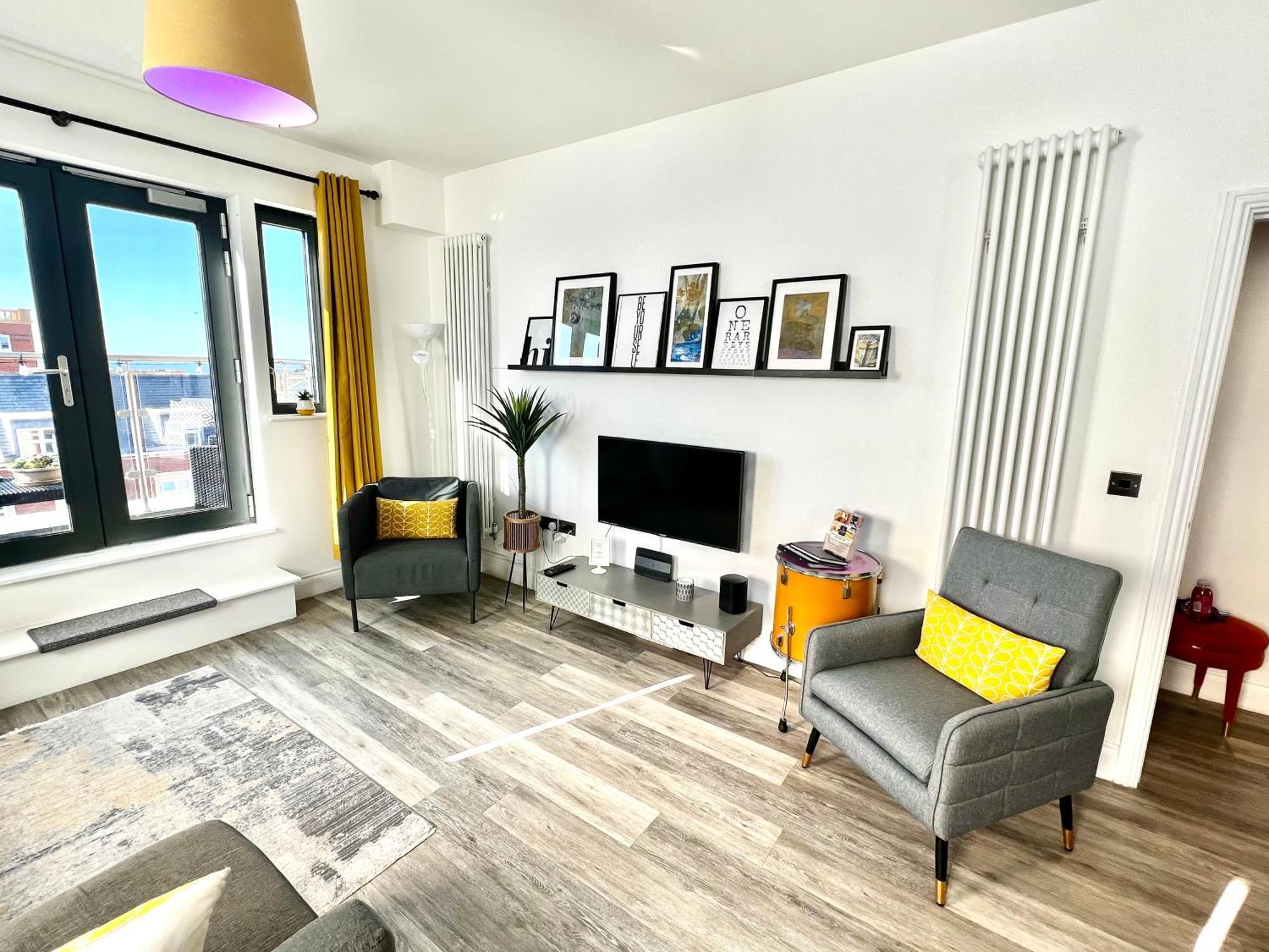 The Penthouse Margate, Balconies, Sea View, Gated Parking, Air Con! Apartment Bagian luar foto