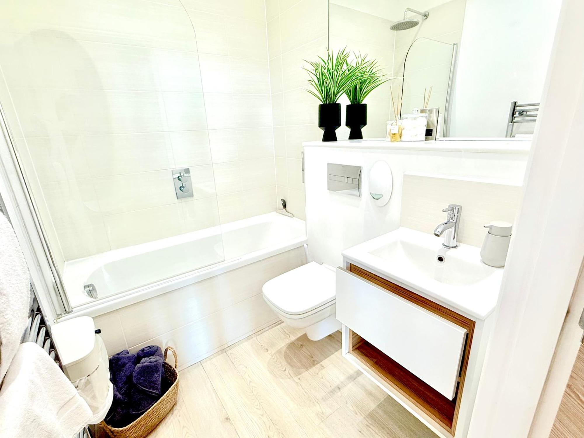 The Penthouse Margate, Balconies, Sea View, Gated Parking, Air Con! Apartment Bagian luar foto